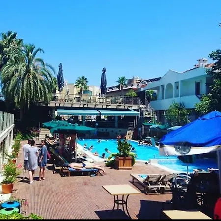 Ambassador Plaza Hotel&spa (adults Only)